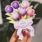 Arquivo Dia das Mães Card Batom Buquê
