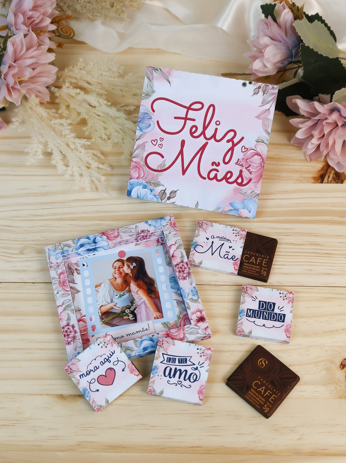 08 Caixa para 4 Tablete La Creme Arquivo Dia das Mães Caixa 4 La Creme - Imagem 1