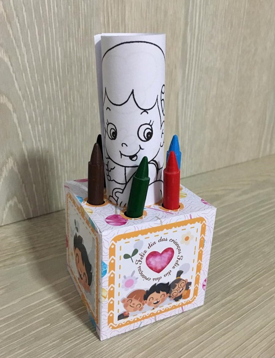 CAIXA GIZ DE CERA DOCE MAGIA SCRAP Arquivo de corte dia das crianças caixa giz de cera - Imagem 1