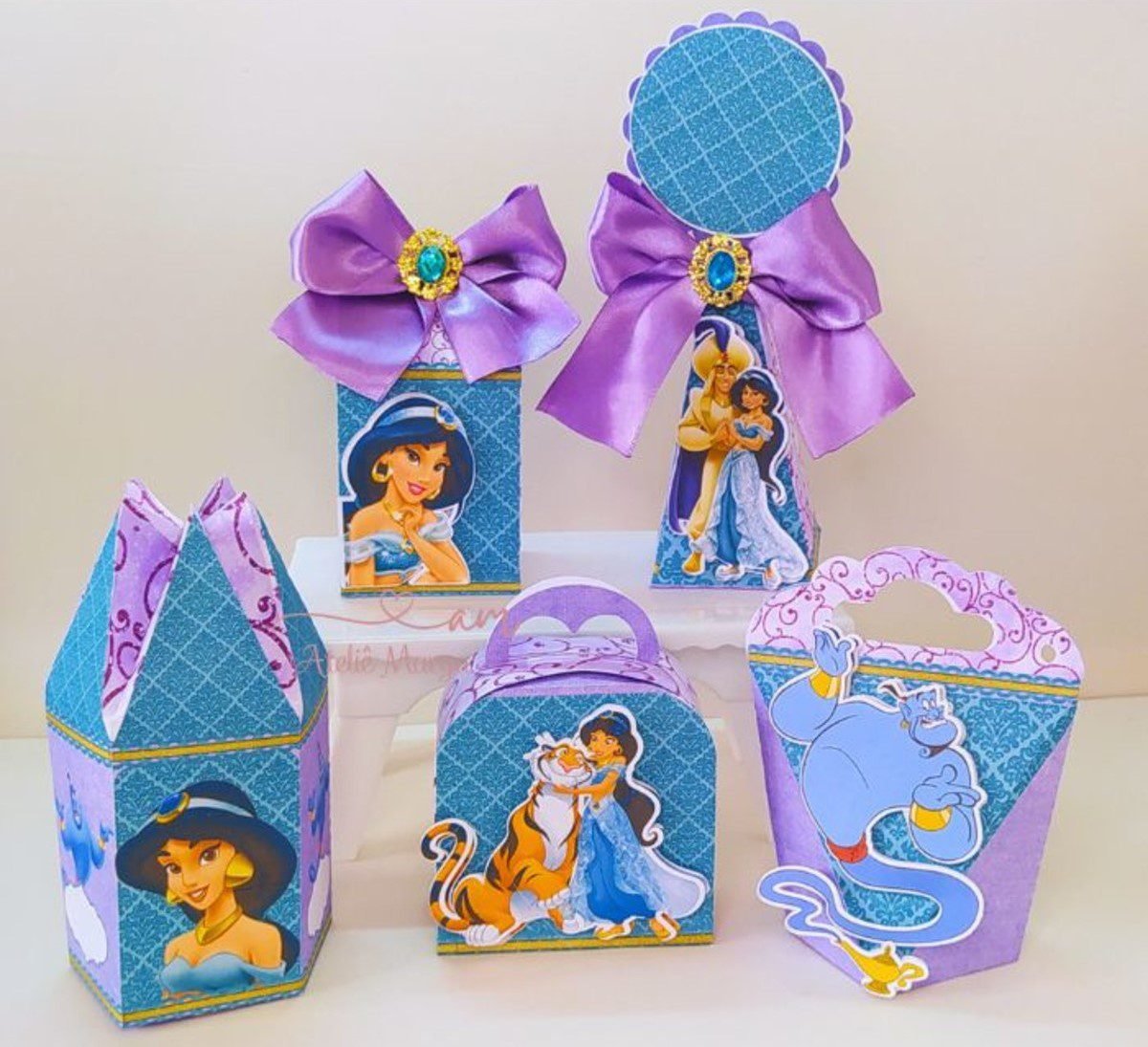 JASMINE E ALADIN 15 Arquivo de Corte Jasmine e Aladin 15 - Imagem 1