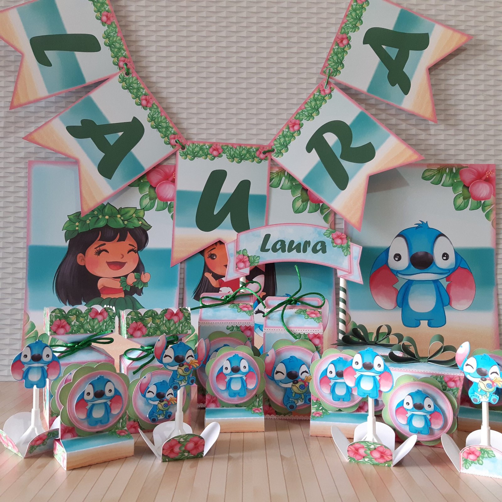 LILO E STITCH 3 Arquivo de corte Lilo e Stitch 3 - Imagem 1