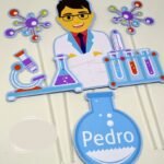 Arquivo Topo de Bolo Bioquímico ou Cientista