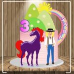 Arquivo Topo de Bolo Cavalo de Fogo em Camadas
