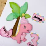 Arquivo Topo de Bolo Dinossauro Cute Rosa em Camadas