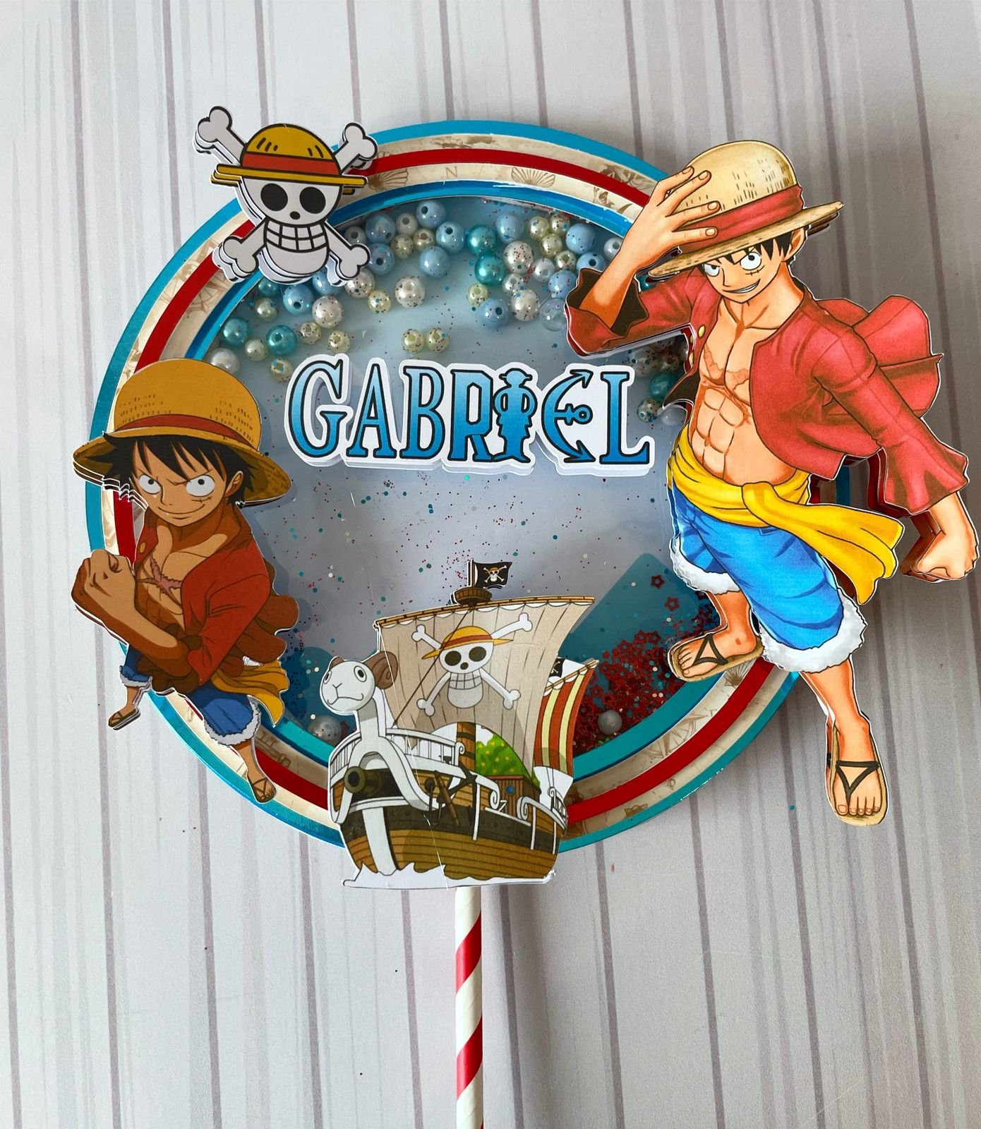 One Piece Circular Shaker Arquivo Topo de Bolo One Piece Circular Shaker - Imagem 1