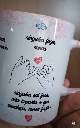 1-Caneca O QUE A GENTE PROMETER Arquivo Caneca O Que Agente Prometer - Imagem 1