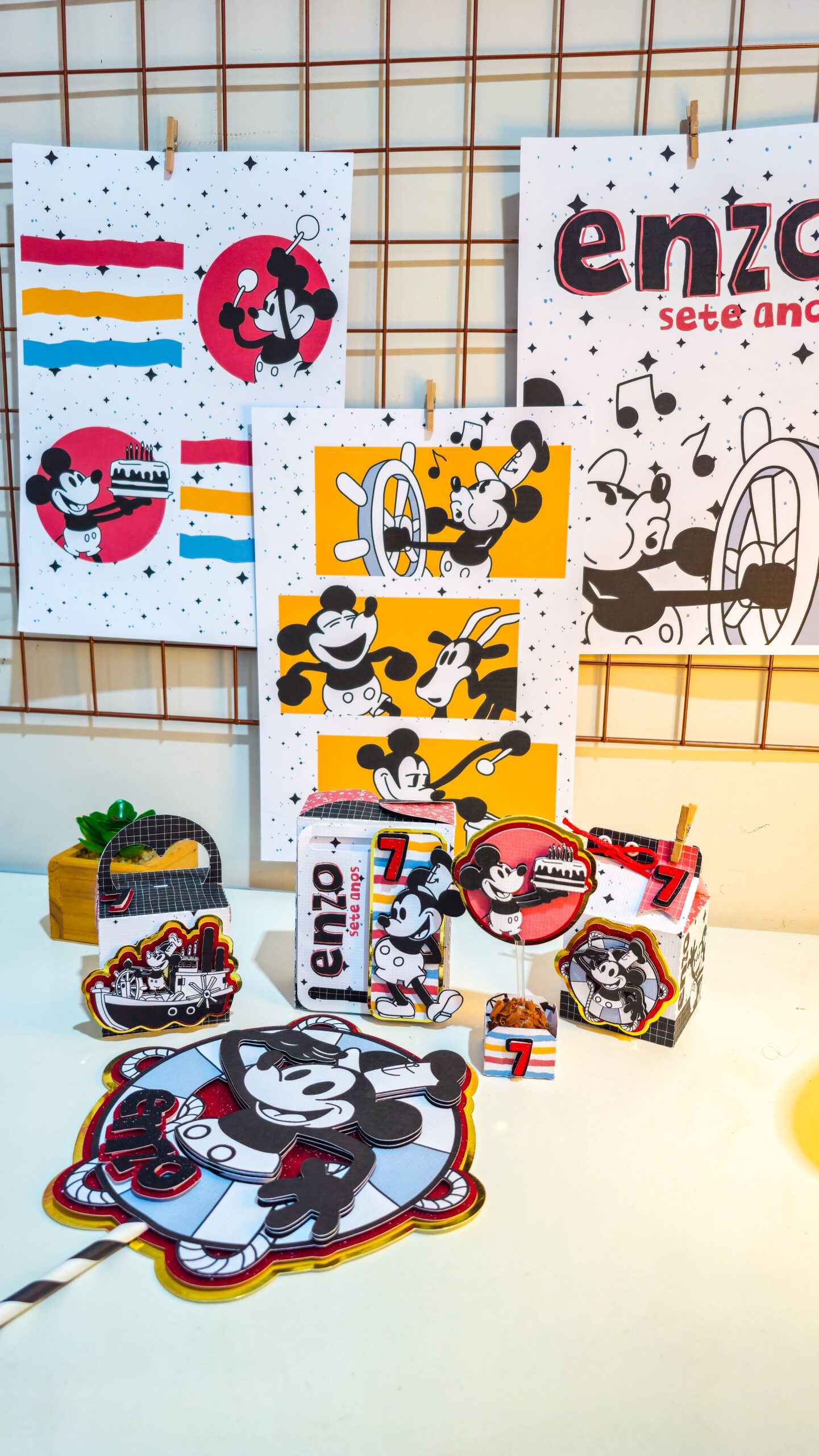 MICKEY 122 Arquivo de Corte Mickey 122 - Imagem 1