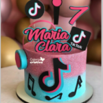 Arquivo Topo de Bolo TikTok Fone