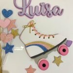 Arquivo Topo de Bolo Vsco Girl Patins em Camadas